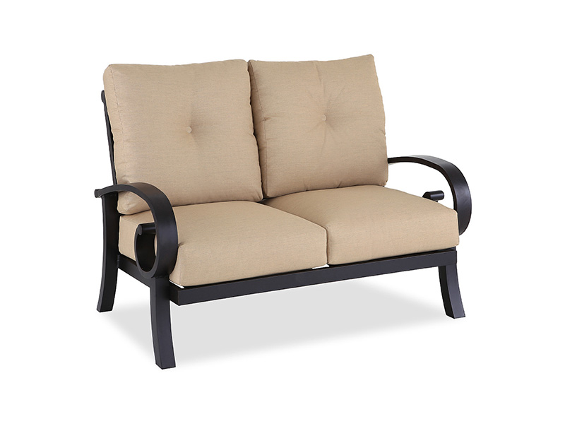 Aluminium gangsa solstis yang berumur dengan patio kusyen loveseat
